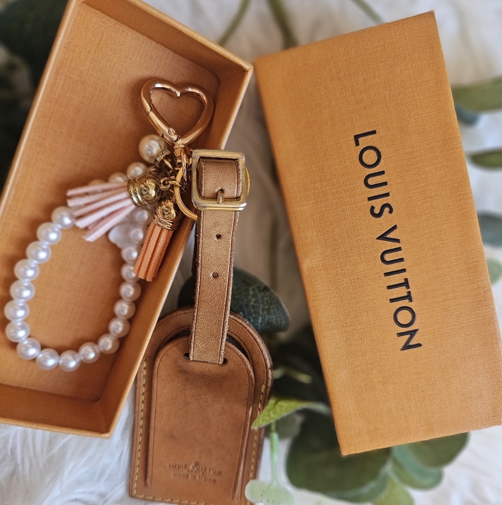 Louis Vuitton LUGGAGE tag - Picture 6 of 8
